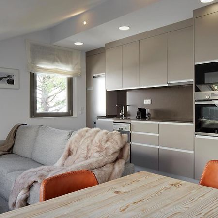 Irissa By Feelfree Rentals Naut Aran  Exterior foto