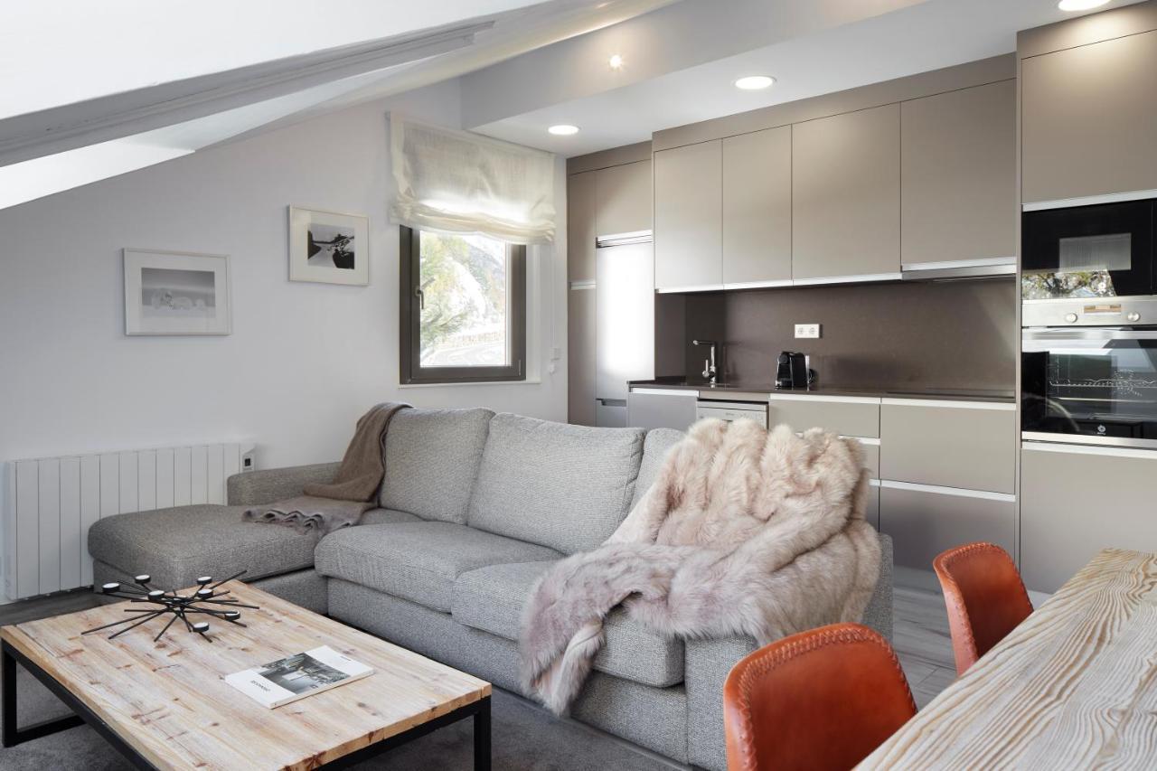 Irissa By Feelfree Rentals Naut Aran  Exterior foto
