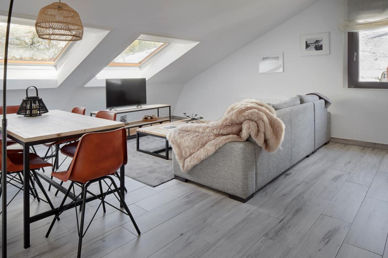 Irissa By Feelfree Rentals Naut Aran  Exterior foto