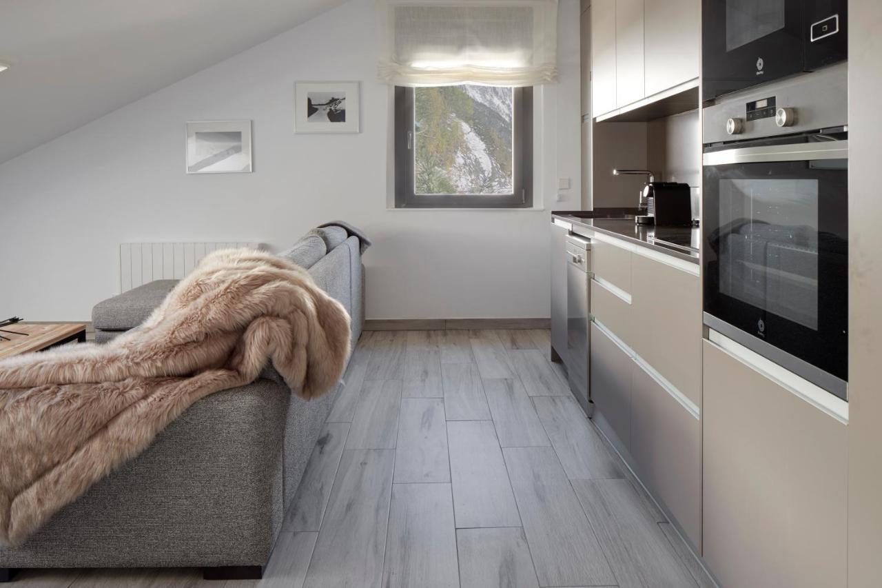 Irissa By Feelfree Rentals Naut Aran  Exterior foto